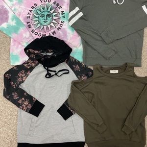 Young Adult/Women’s Hoodies - size medium - sold as a lot